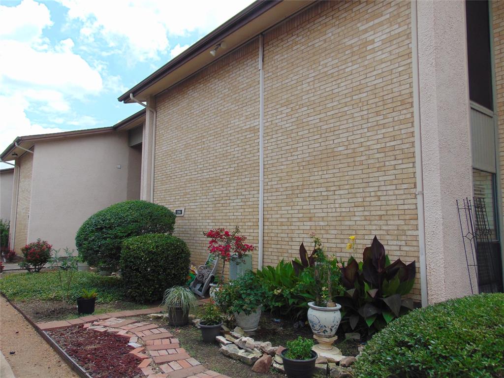 Las Colonitas Condo - Residential