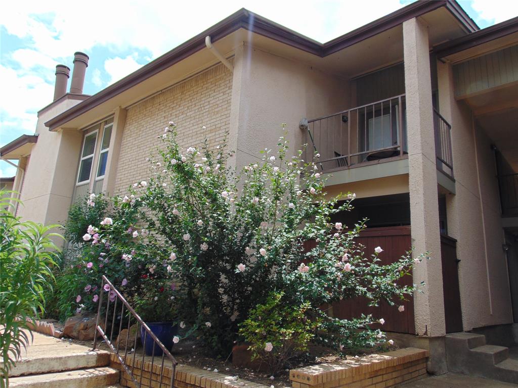 Las Colonitas Condo - Residential