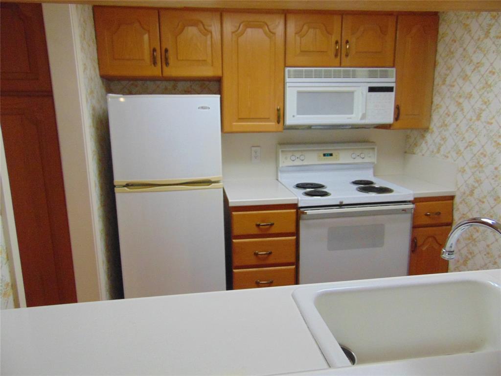 Las Colonitas Condo - Residential