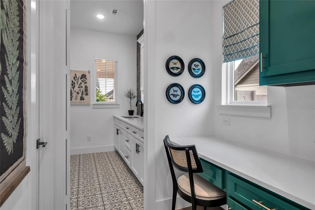 Painted Tree East Showcase Lts - Residential