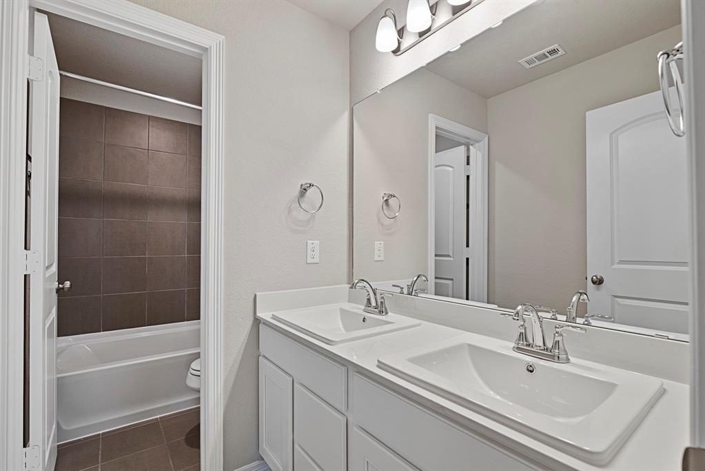 Heartland Townhomes - Residential