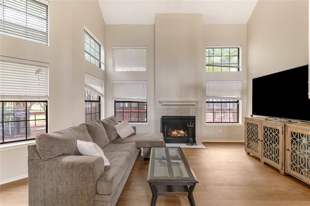 Riverwalk Condo Ph 01-5 - Residential