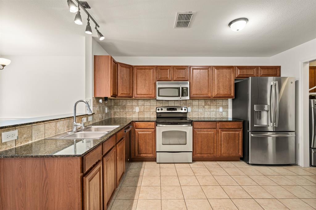 Newport Village At Trinity - Residential