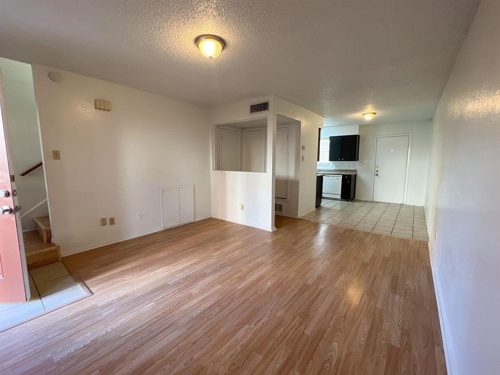 Chamberlain Arlington Heights 2nd - Residential Lease