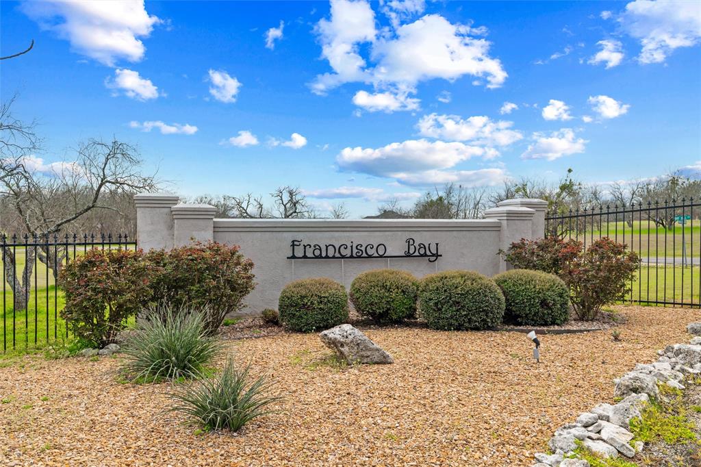 Francisco Bay I - Land