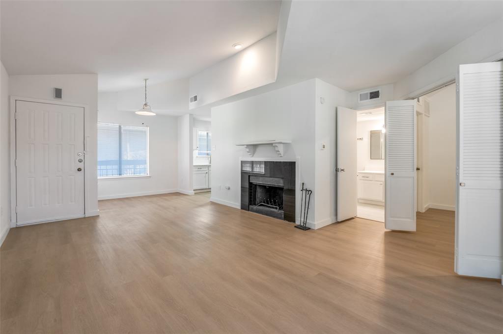 Casa Blanca Condo - Residential