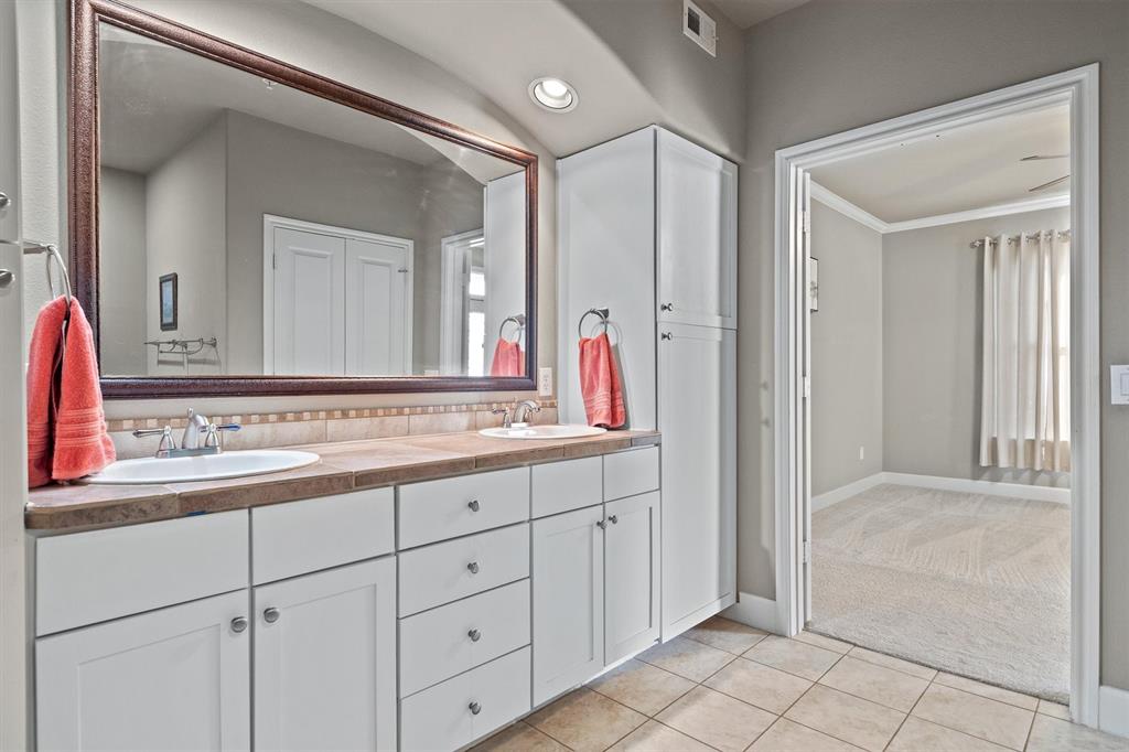 Waters Edge Condo - Residential