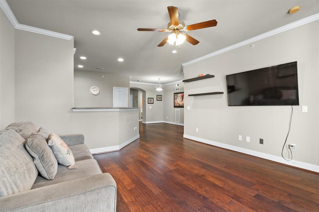 Waters Edge Condo - Residential