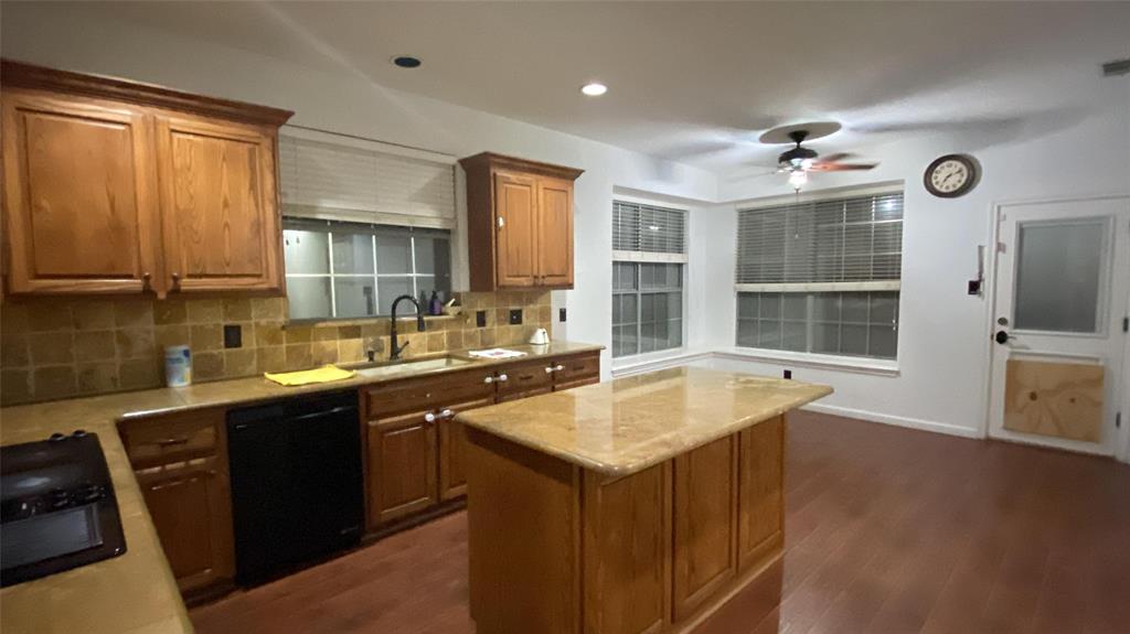 Dalrock Hieghts Add - Residential Lease