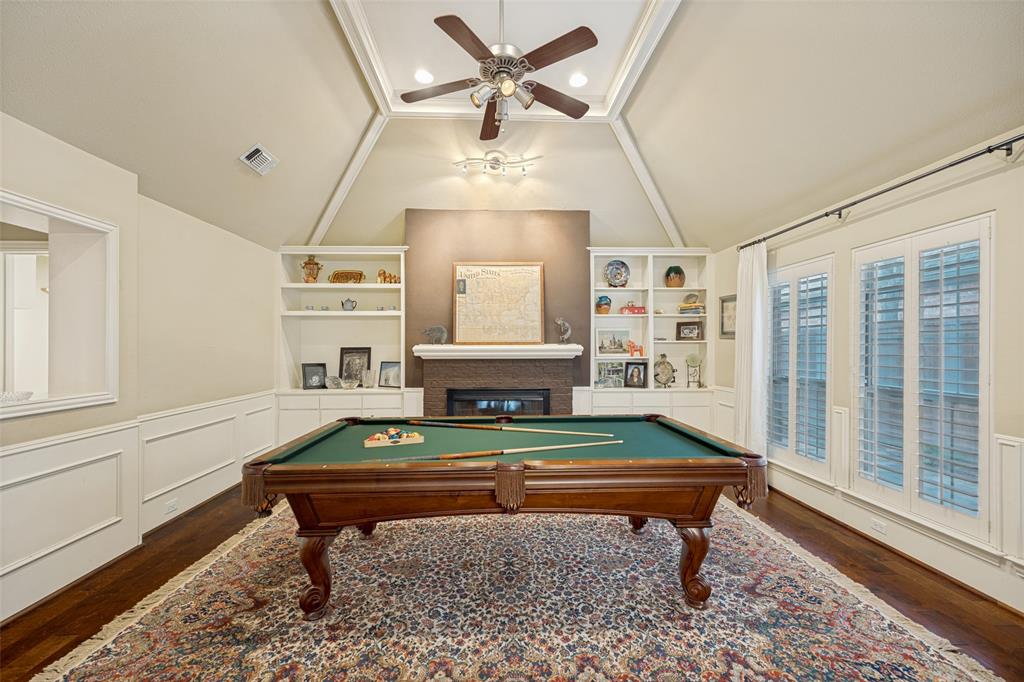 Pecan Hollow - Residential