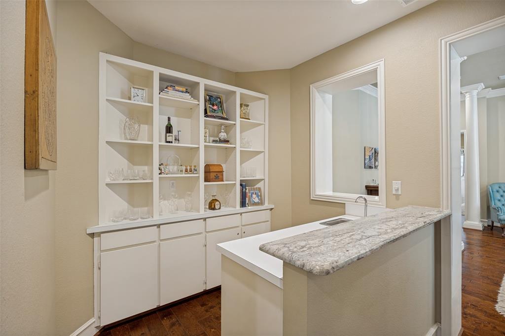 Pecan Hollow - Residential
