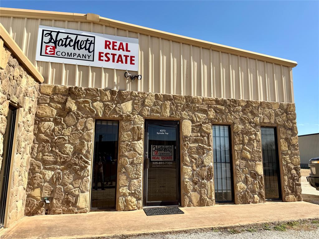 S Treadaway & Indust Blvd - Commercial Sale