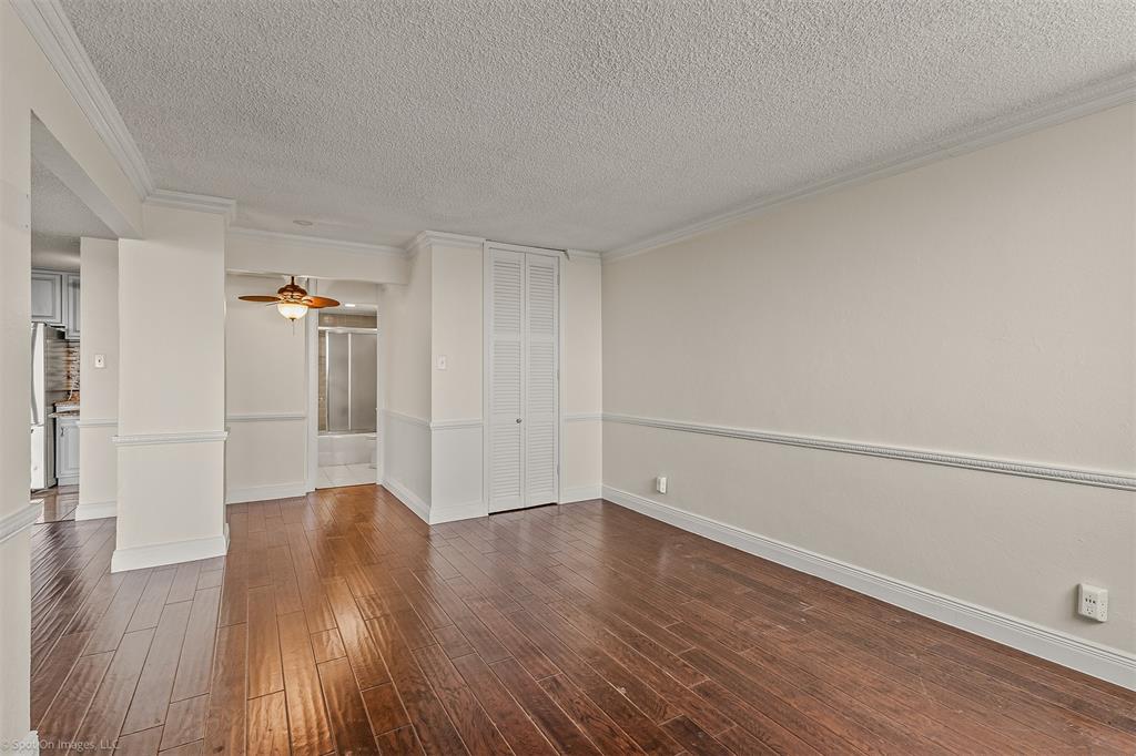 Twenty-One Turtle Creek - Residential