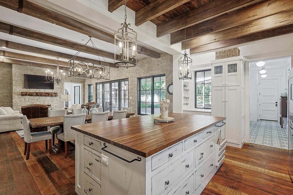 Hat Creek Estates - Residential