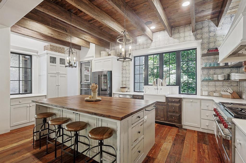 Hat Creek Estates - Residential
