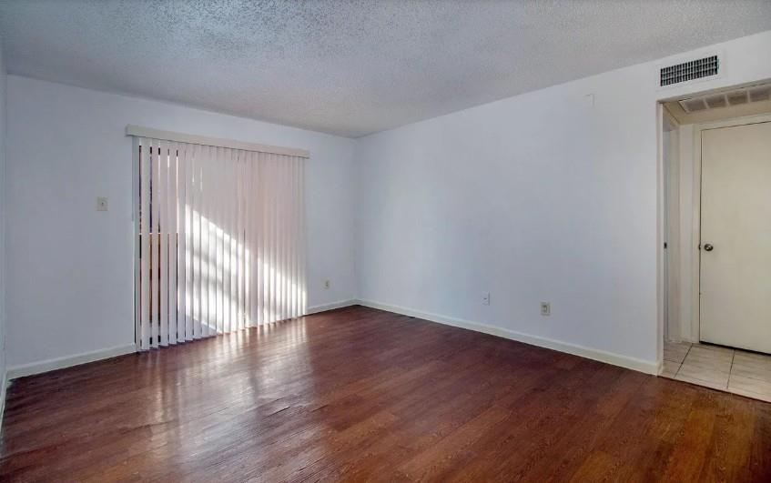 Windtree Condos - Residential