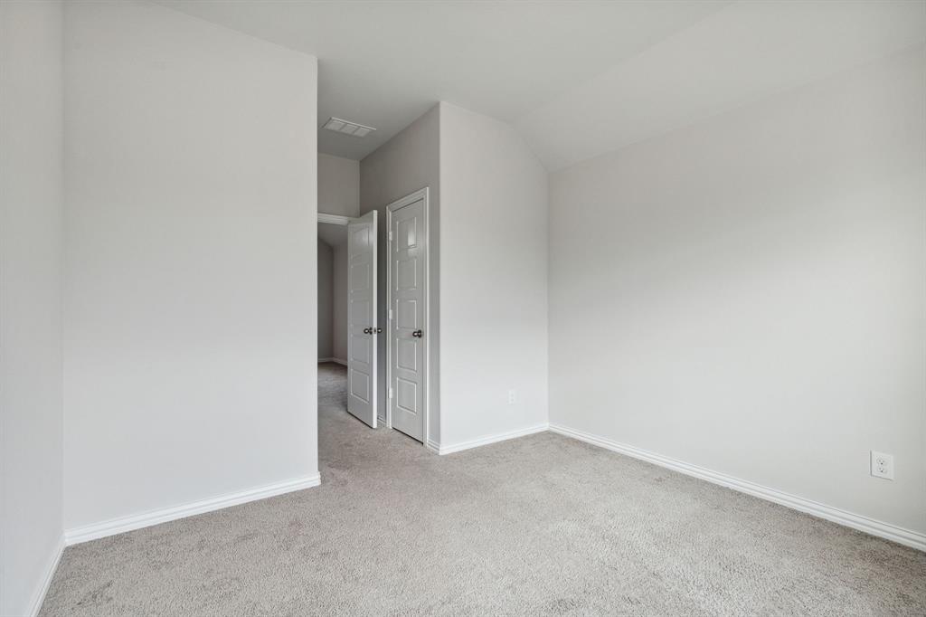 ARROW BROOKE PHASE 1A - Residential Lease