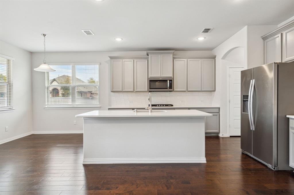 ARROW BROOKE PHASE 1A - Residential Lease