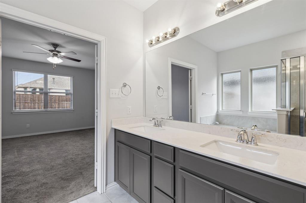 ARROW BROOKE PHASE 1A - Residential Lease