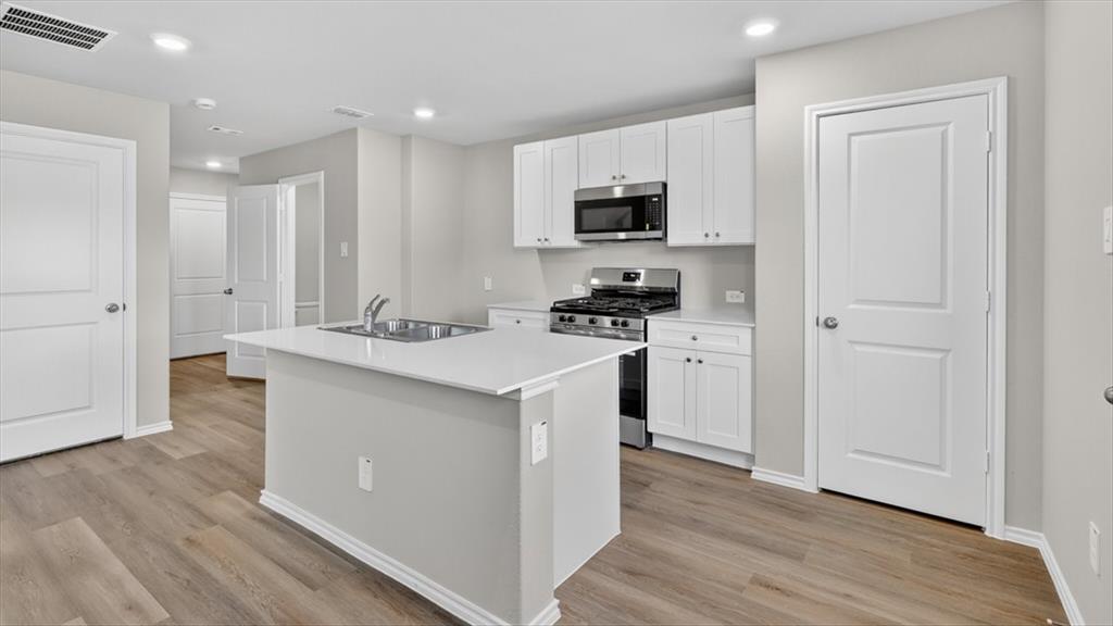 Hickory Grove - Residential