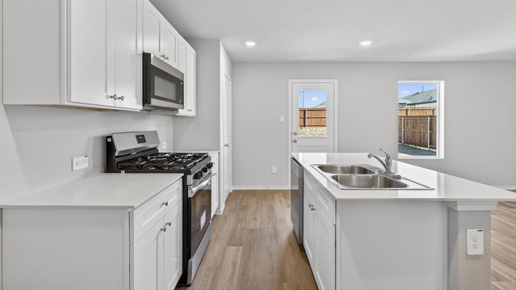 Hickory Grove - Residential