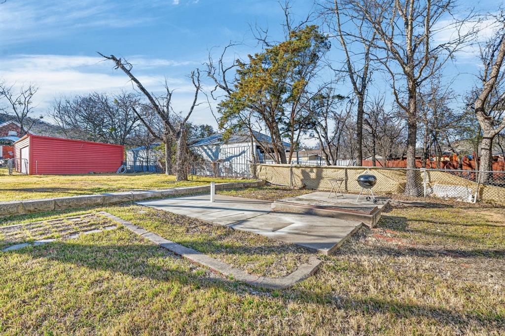 Lynch - Residential