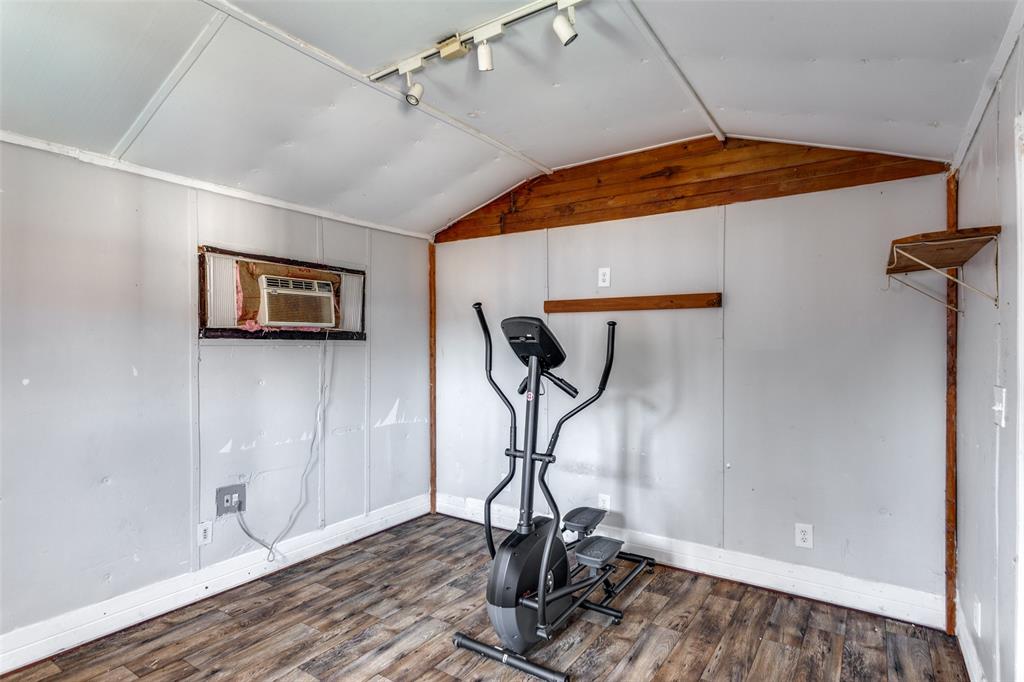 Crestmoor Park West - Residential