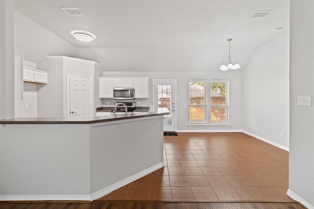 Westover Village Estates Ph - Residential