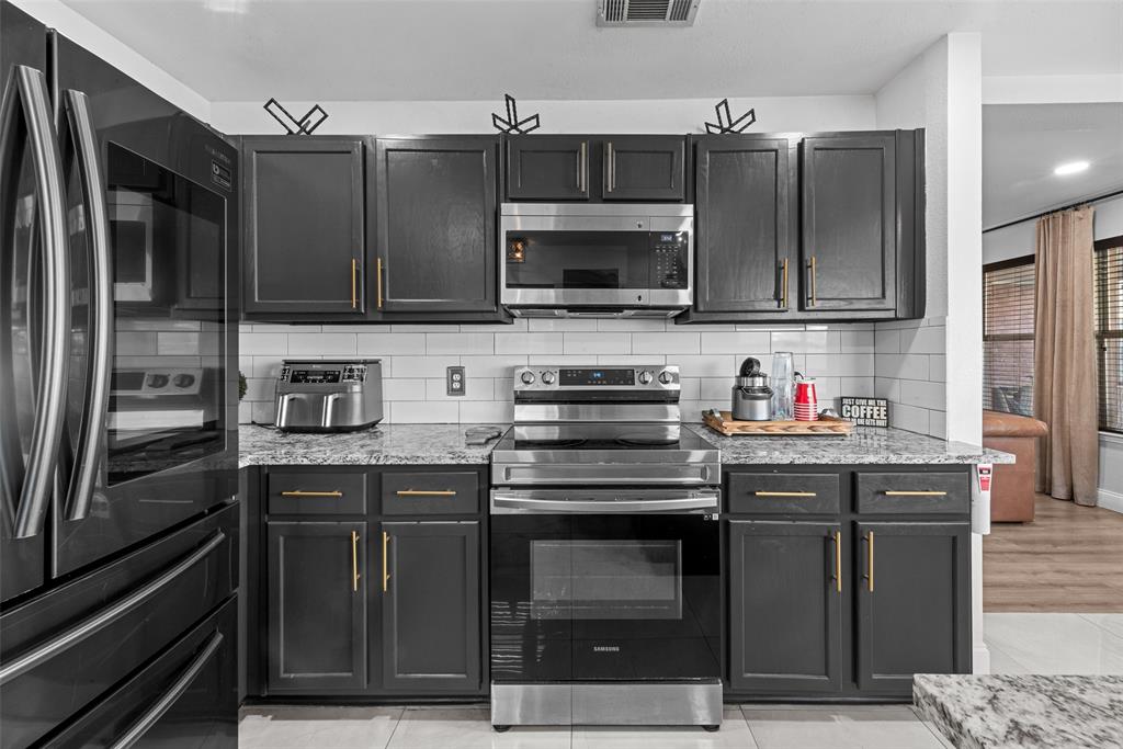 Cedar Wood Place - Residential