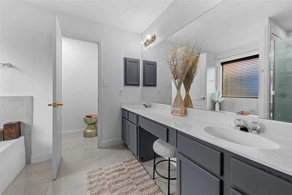 Cedar Wood Place - Residential
