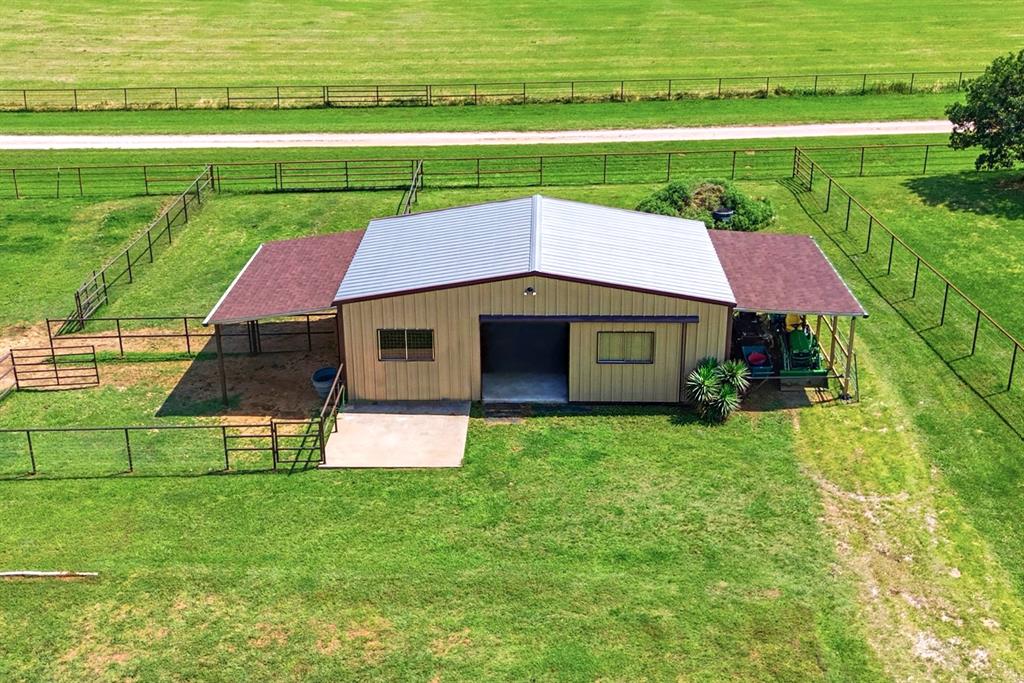 Horseshoe Nail Ranch - Residential