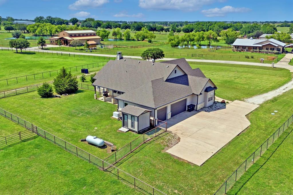 Horseshoe Nail Ranch - Residential