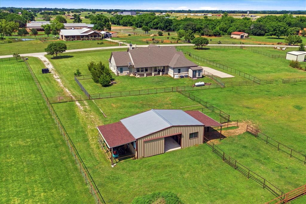 Horseshoe Nail Ranch - Residential