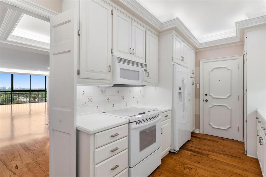 Athena Condo - Residential