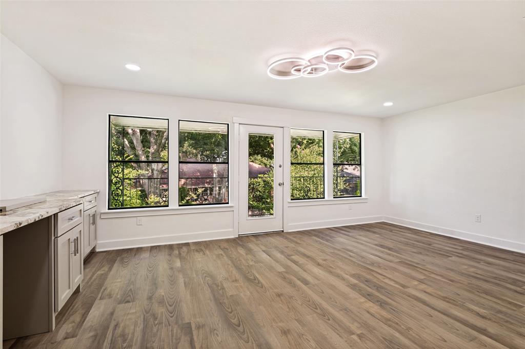 Enchanted Lake Estate - Residential