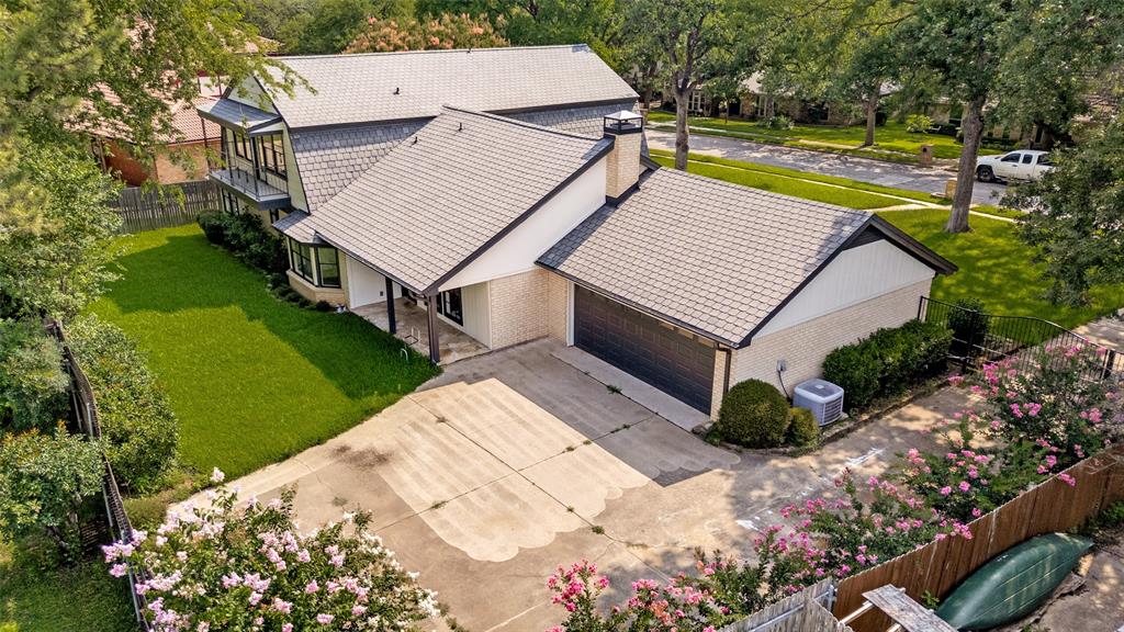 Enchanted Lake Estate - Residential