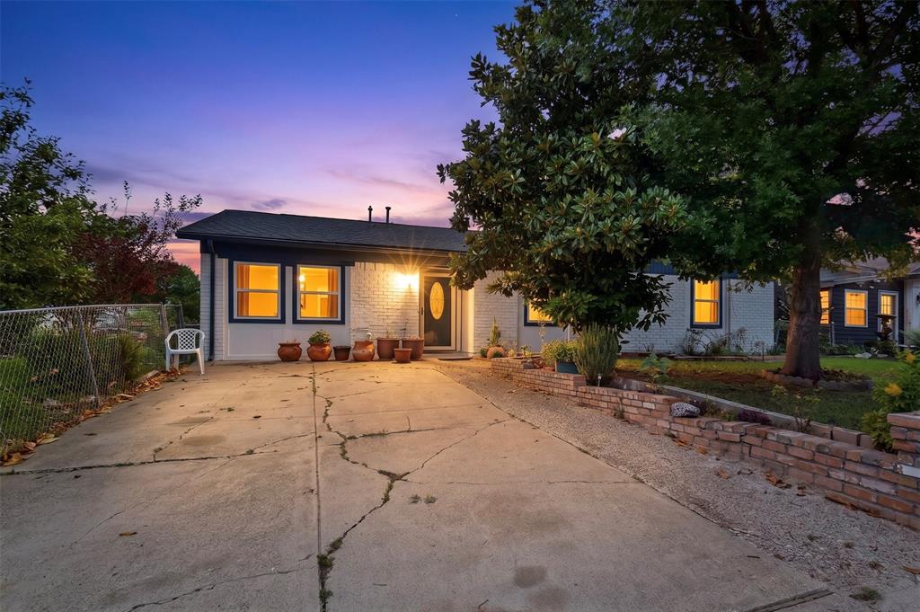 Freeway East Rev - Residential
