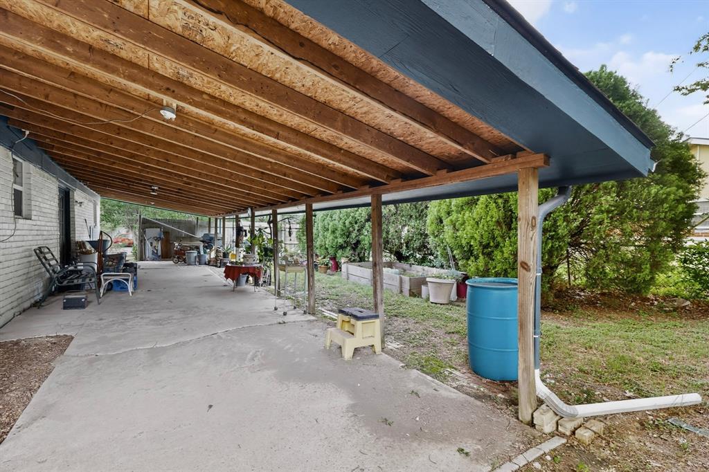 Freeway East Rev - Residential