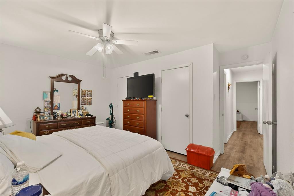 Freeway East Rev - Residential