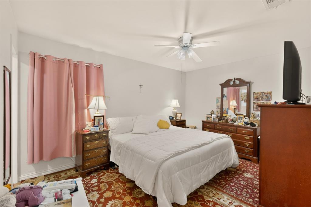 Freeway East Rev - Residential