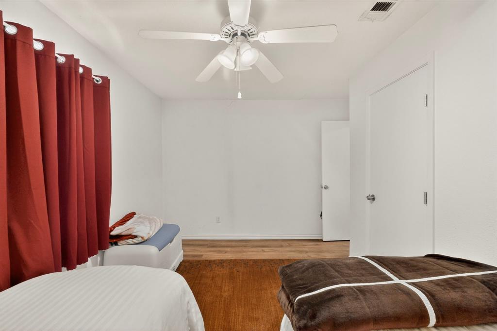 Freeway East Rev - Residential