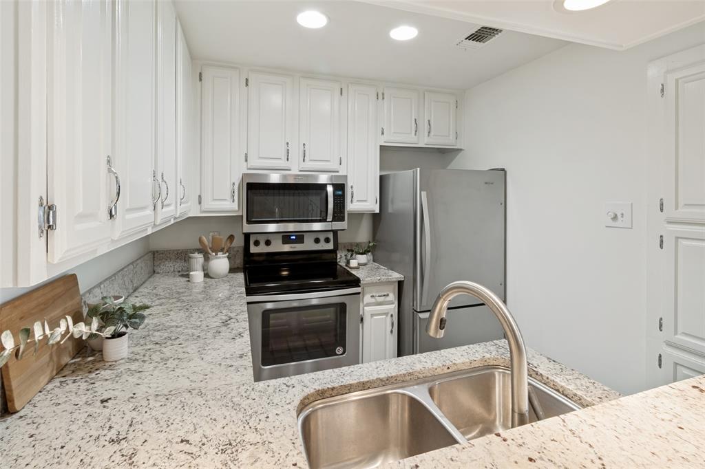Rawlins Park Condo - Residential