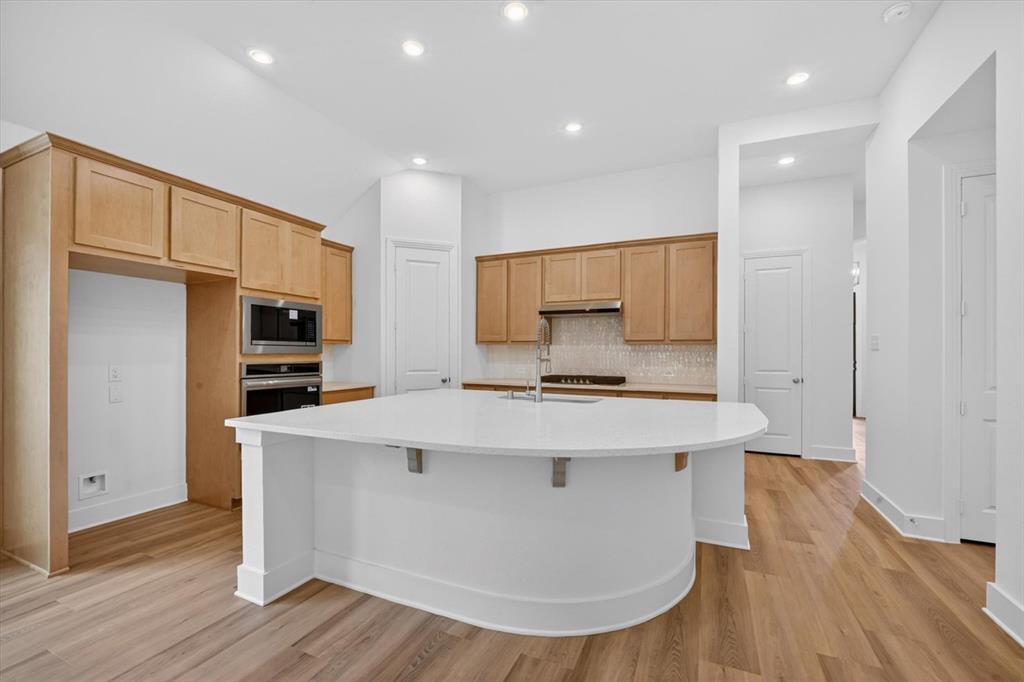 Gateway Village - The Reserve - Residential