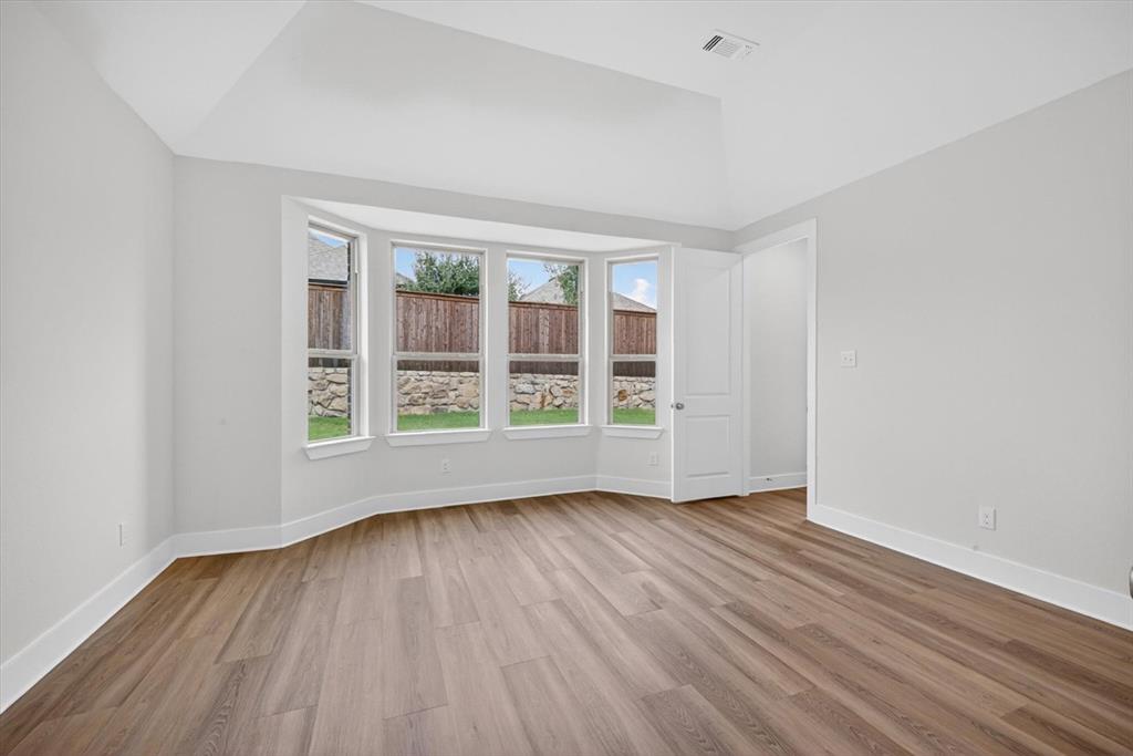 Gateway Village - The Reserve - Residential