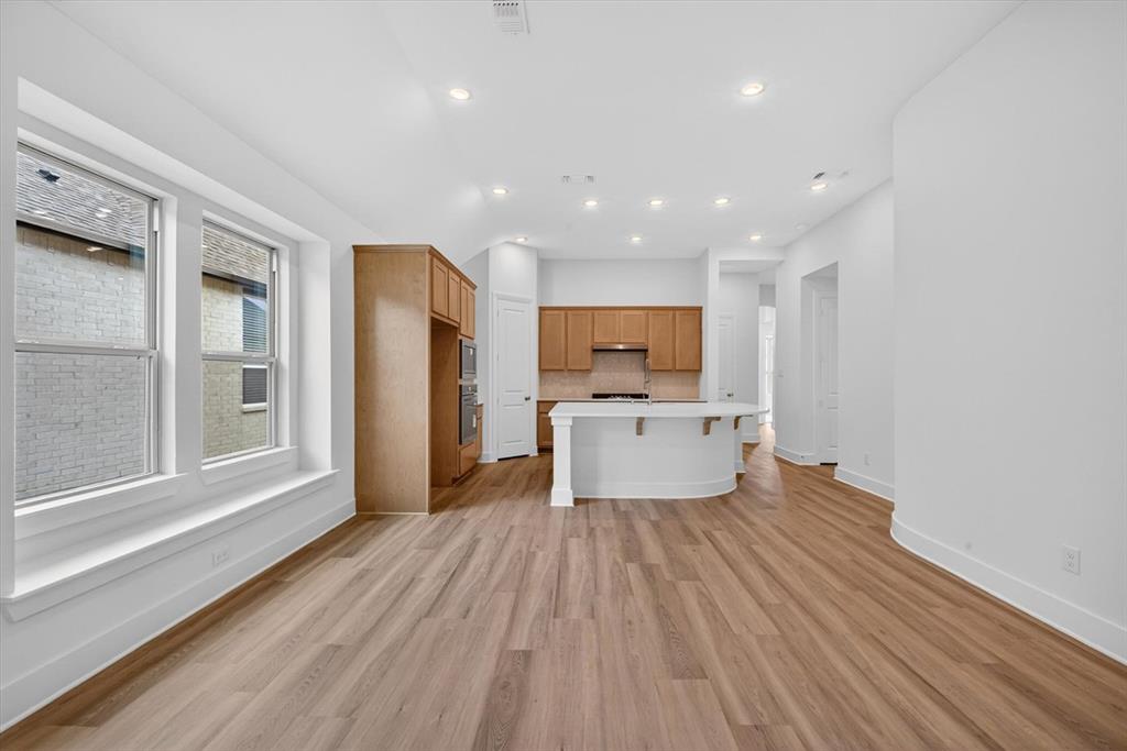 Gateway Village - The Reserve - Residential