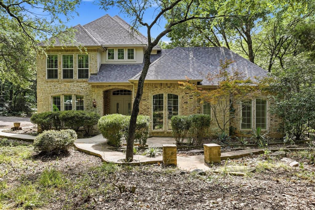 Emerald Sound At Lake Lewisvil - Residential
