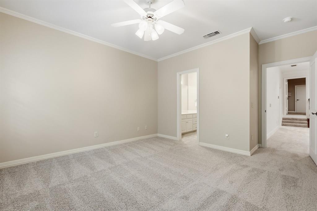 Emerald Sound At Lake Lewisvil - Residential