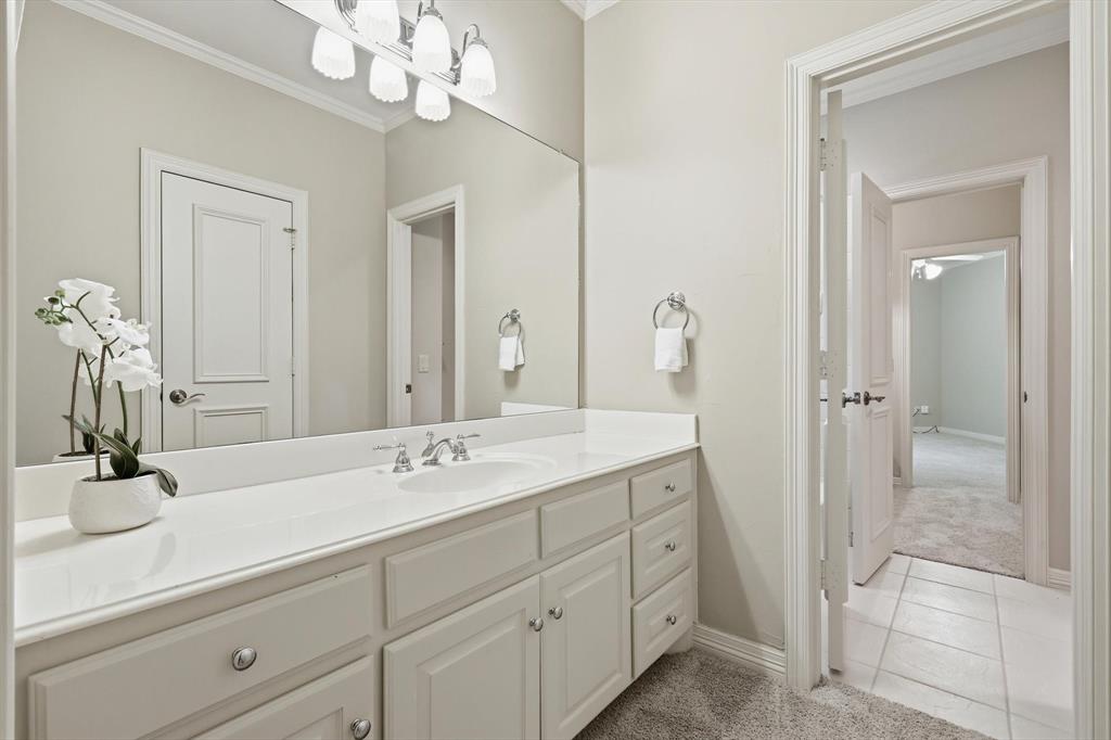 Emerald Sound At Lake Lewisvil - Residential