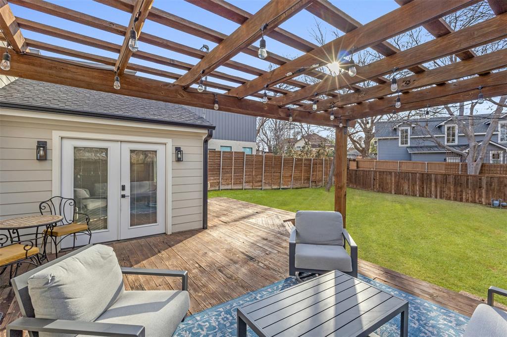 Shore Crest Terrace - Residential