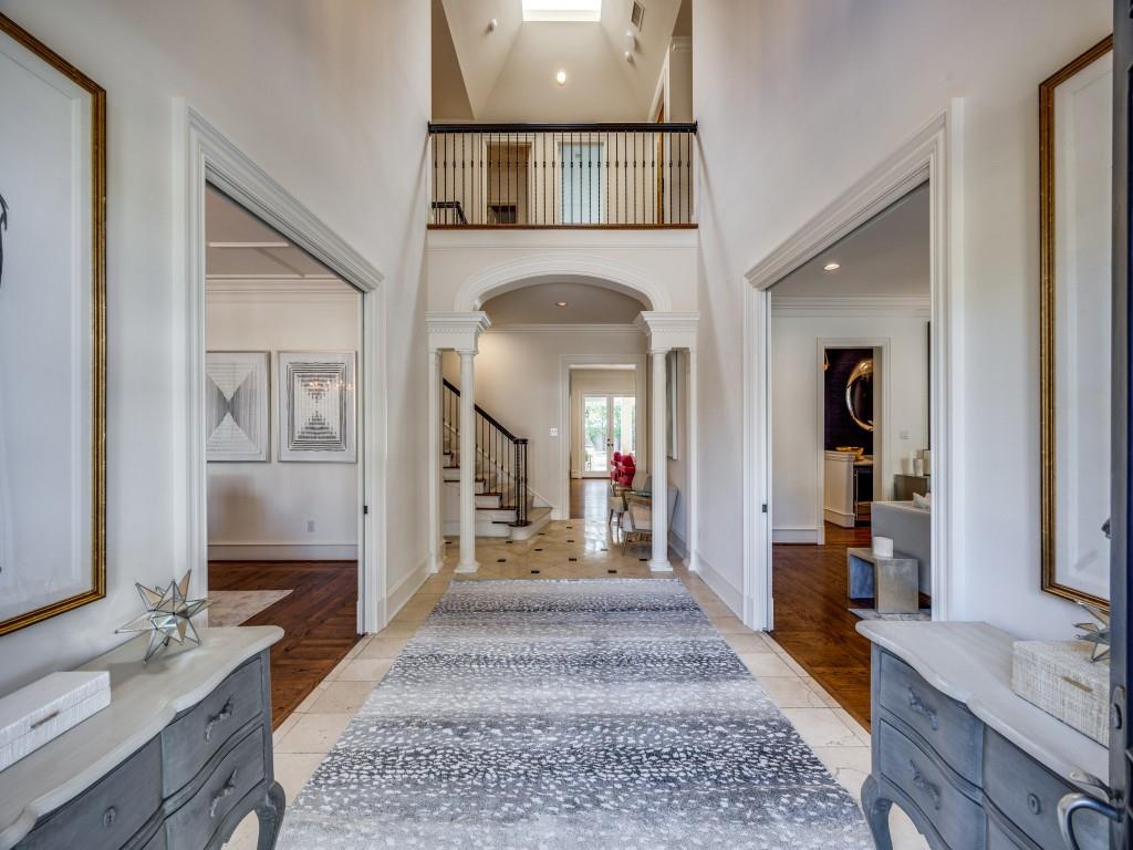 Windsor Place - Residential